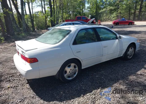 2000 Toyota Camry Le из США, поврежденный, VIN JT2BG28K1Y0408596